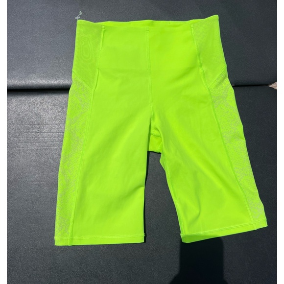 Athleta Stay Fly 9" Bike Short Neon Yellow Womens XS NWOT - Picture 3 of 13